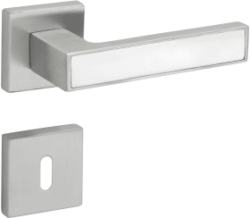 Hermat Drückergarnitur 1682.MAG/2311,Ros.,eck.,WC/S,8(8),ER.pol./ma.,TS 37-47