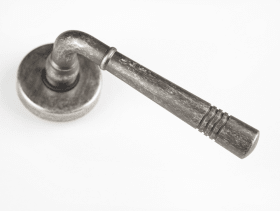 Hermat Drückergarnitur 1174.F/2031,Ros.,rd.,BB,8,eisenf.ant.schw.,TS 38-42