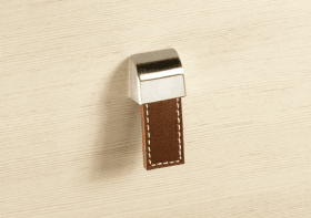 Knopf Agna, L 20 mm, B 50 mm, H 25 mm, Leder dunkelbraun / Edelstahl Optik gebürstet