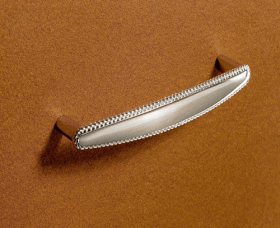 Griff Savelli, Bohrabstand 128 mm, L 140 mm, B 18 mm, H 29 mm, Edelstahl Optik gebürstet