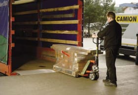 MOBILE ÜBERLADEBRÜCKE HFB 55 TGK. 4000KG /ST L550XB1500MM 306.01.003