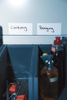 MAGNETETIKETT VE 100 WEISS BESCHICHTET 50X100MM 4053569227537