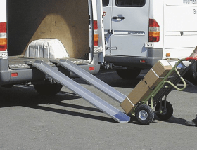 Verladeschiene Aluminium L3000xFB155 mm mit Rand Tragkraft 300 kg/Paar