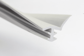 ÜBERSTRÖMDICHTUNG TYP A F.I-TÜREN WEISS ROLLENSCHEIBE A 17,4M 294411100