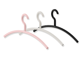 Barbie™ x HEWI Kleiderbügel Set ICONIC